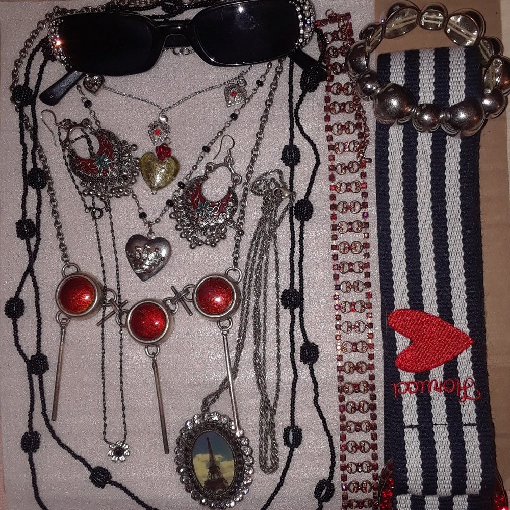 12 pc Red black white style lot